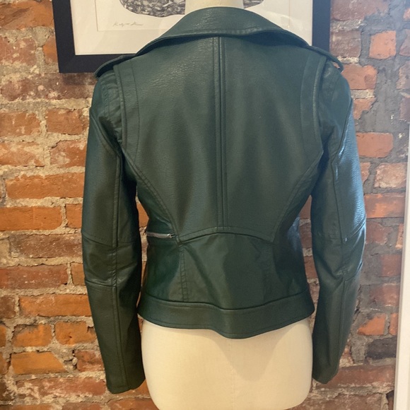 BlankNYC Green Pleather Moto Jacket - Picture 6 of 16
